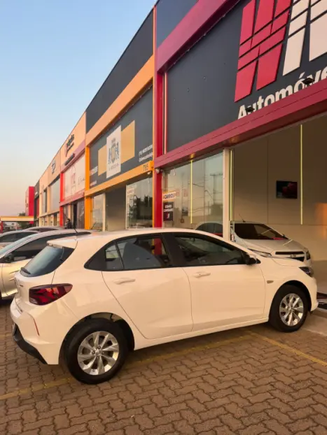 CHEVROLET Onix Hatch 1.0 12V 4P FLEX LTZ TURBO, Foto 2 CHEVROLET Onix Hatch 1.0 12V 4P FLEX LTZ TURBO, Foto 2