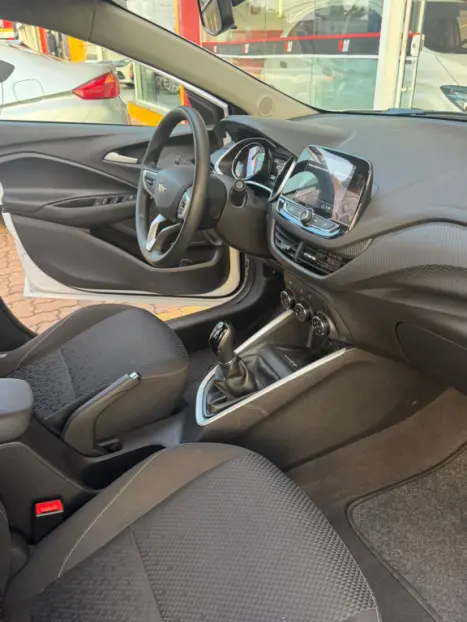 CHEVROLET Onix Hatch 1.0 12V 4P FLEX LTZ TURBO, Foto 10 CHEVROLET Onix Hatch 1.0 12V 4P FLEX LTZ TURBO, Foto 10