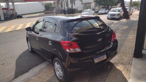 CHEVROLET Onix Hatch 1.0 4P FLEX LS, Foto 10