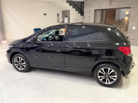 CHEVROLET Onix Hatch 1.4 4P FLEX LTZ, Foto 3