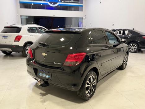 CHEVROLET Onix Hatch 1.4 4P FLEX LTZ, Foto 5