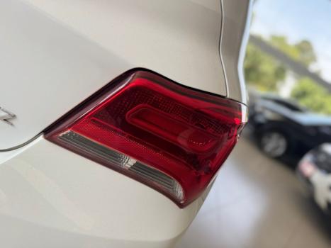 CHEVROLET Onix Hatch 1.4 4P FLEX LTZ, Foto 2