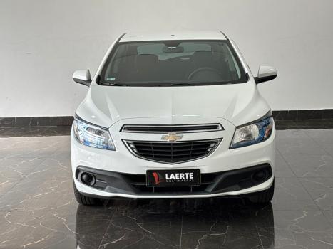 CHEVROLET Onix Hatch 1.4 4P FLEX LT, Foto 2