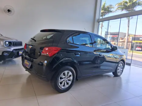 CHEVROLET Onix Hatch 1.0 12V 4P FLEX LT, Foto 5