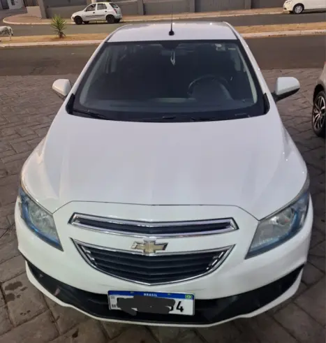CHEVROLET Onix Hatch 1.4 4P FLEX LT, Foto 1