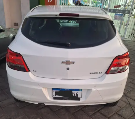 CHEVROLET Onix Hatch 1.4 4P FLEX LT, Foto 6