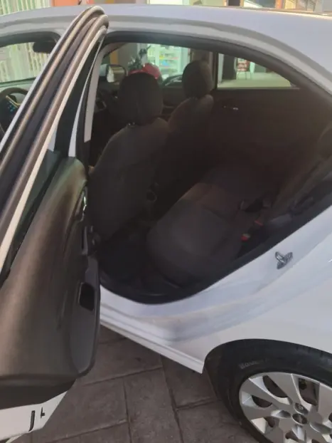 CHEVROLET Onix Hatch 1.4 4P FLEX LT, Foto 7