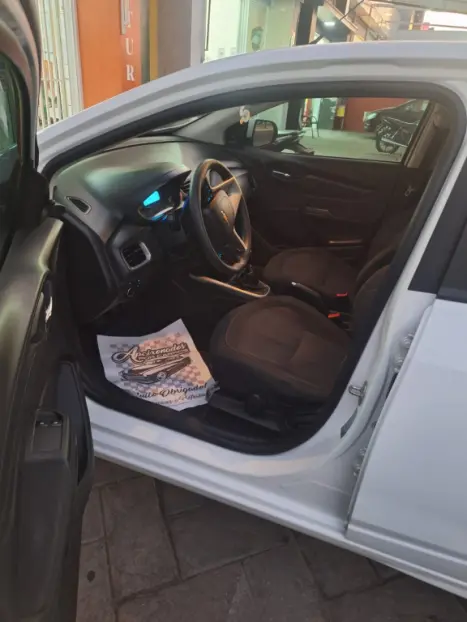 CHEVROLET Onix Hatch 1.4 4P FLEX LT, Foto 8