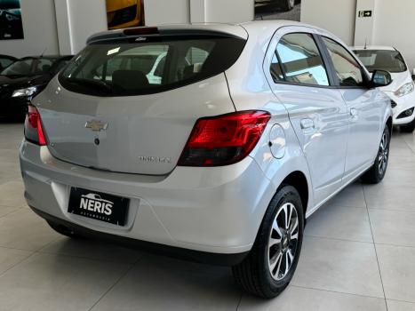 CHEVROLET Onix Hatch 1.4 4P FLEX LTZ, Foto 5 CHEVROLET Onix Hatch 1.4 4P FLEX LTZ, Foto 5