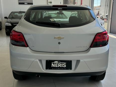 CHEVROLET Onix Hatch 1.4 4P FLEX LTZ, Foto 6 CHEVROLET Onix Hatch 1.4 4P FLEX LTZ, Foto 6