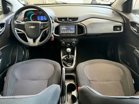 CHEVROLET Onix Hatch 1.4 4P FLEX LTZ, Foto 10 CHEVROLET Onix Hatch 1.4 4P FLEX LTZ, Foto 10