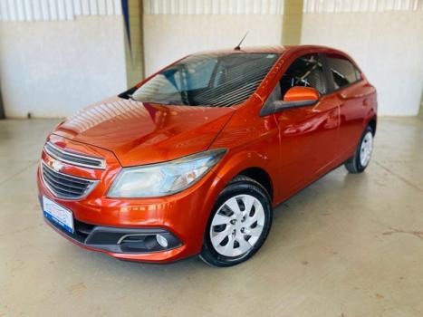 CHEVROLET Onix Hatch 1.4 4P FLEX LT, Foto 2 CHEVROLET Onix Hatch 1.4 4P FLEX LT, Foto 2