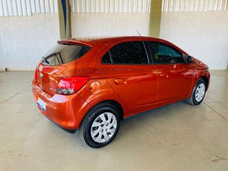 CHEVROLET Onix Hatch 1.4 4P FLEX LT, Foto 10 CHEVROLET Onix Hatch 1.4 4P FLEX LT, Foto 10