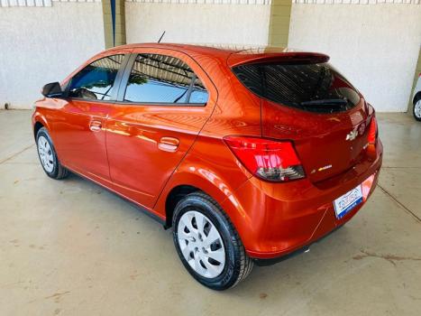 CHEVROLET Onix Hatch 1.4 4P FLEX LT, Foto 11 CHEVROLET Onix Hatch 1.4 4P FLEX LT, Foto 11