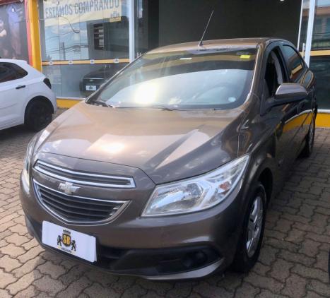 CHEVROLET Onix Hatch 1.0 12V 4P FLEX LT, Foto 4 CHEVROLET Onix Hatch 1.0 12V 4P FLEX LT, Foto 4