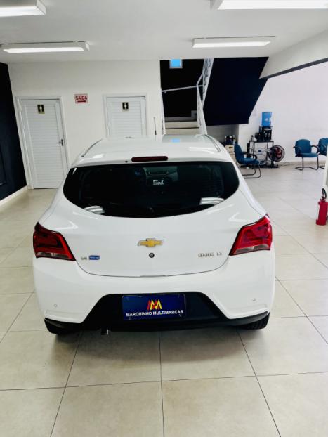 CHEVROLET Onix Hatch 1.4 4P FLEX LT, Foto 7 CHEVROLET Onix Hatch 1.4 4P FLEX LT, Foto 7