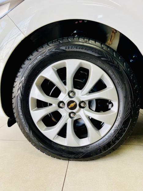 CHEVROLET Onix Hatch 1.4 4P FLEX LT, Foto 10 CHEVROLET Onix Hatch 1.4 4P FLEX LT, Foto 10