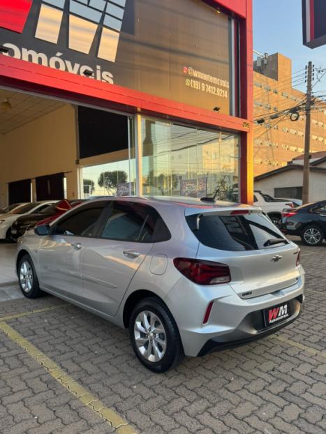CHEVROLET Onix Hatch 1.0 12V 4P FLEX LT TURBO, Foto 5 CHEVROLET Onix Hatch 1.0 12V 4P FLEX LT TURBO, Foto 5