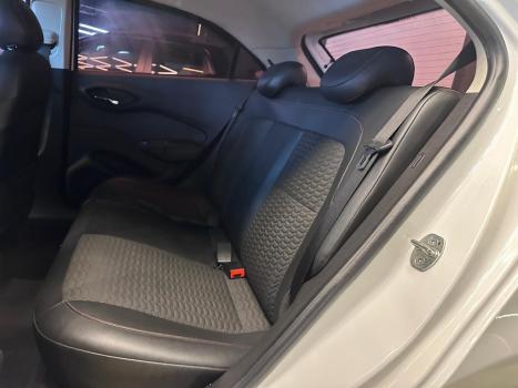 CHEVROLET Onix Hatch 1.4 4P FLEX LTZ, Foto 8 CHEVROLET Onix Hatch 1.4 4P FLEX LTZ, Foto 8