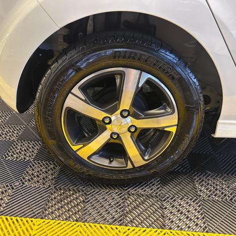 CHEVROLET Onix Hatch 1.4 4P FLEX LTZ, Foto 11 CHEVROLET Onix Hatch 1.4 4P FLEX LTZ, Foto 11