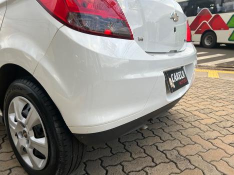 CHEVROLET Onix Hatch 1.4 4P FLEX LT, Foto 15