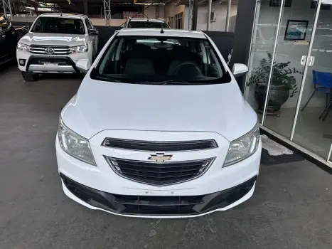 CHEVROLET Onix Hatch 1.0 4P FLEX LT, Foto 2