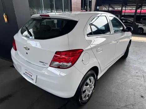 CHEVROLET Onix Hatch 1.0 4P FLEX LT, Foto 5