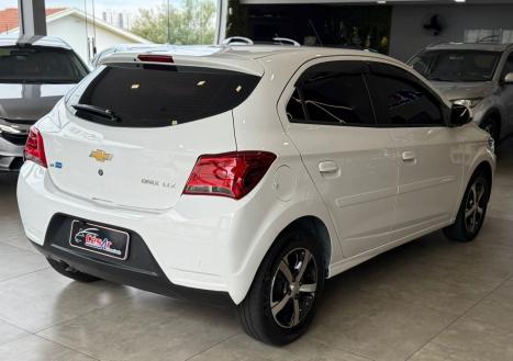 CHEVROLET Onix Hatch 1.4 4P FLEX LTZ, Foto 13