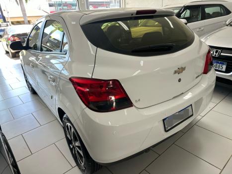CHEVROLET Onix Hatch 1.4 4P FLEX LTZ, Foto 8