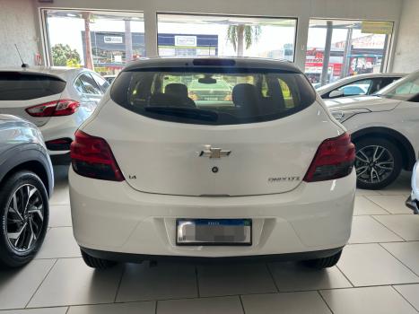 CHEVROLET Onix Hatch 1.4 4P FLEX LTZ, Foto 10