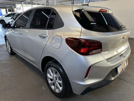 CHEVROLET Onix Hatch 1.0 4P FLEX LT2, Foto 2