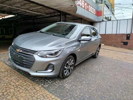 CHEVROLET Onix Hatch 1.0 12V 4P FLEX PREMIER 2 TURBO AUTOMTICO, Foto 2