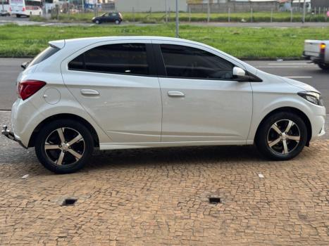 CHEVROLET Onix Hatch 1.4 4P FLEX LT, Foto 12