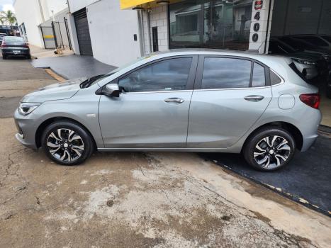 CHEVROLET Onix Hatch 1.0 12V 4P FLEX PREMIER 2 TURBO AUTOMTICO, Foto 3