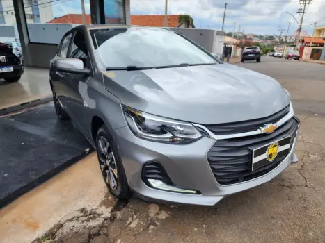 CHEVROLET Onix Hatch 1.0 12V 4P FLEX PREMIER 2 TURBO AUTOMTICO, Foto 8