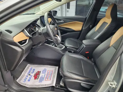 CHEVROLET Onix Hatch 1.0 12V 4P FLEX PREMIER 2 TURBO AUTOMTICO, Foto 10