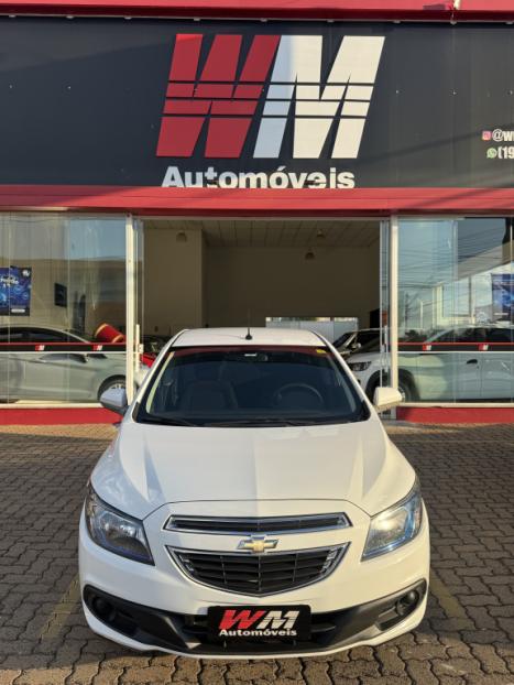 CHEVROLET Onix Hatch 1.4 4P FLEX LT, Foto 2