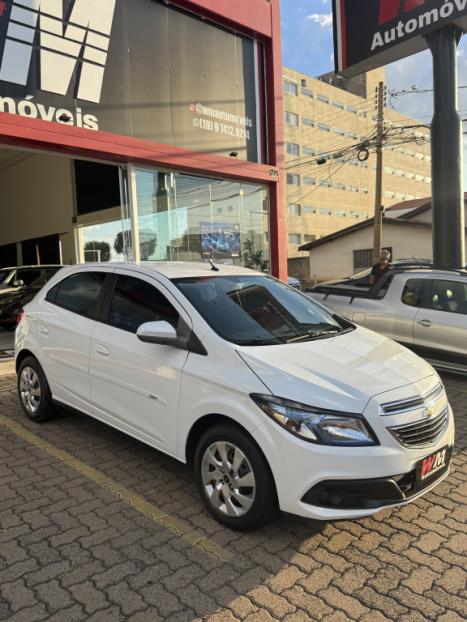 CHEVROLET Onix Hatch 1.4 4P FLEX LT, Foto 5