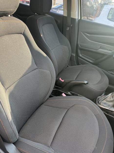 CHEVROLET Onix Hatch 1.4 4P FLEX LT, Foto 14