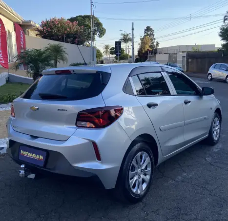 CHEVROLET Onix Hatch 1.0 12V 4P FLEX TURBO AUTOMTICO, Foto 7