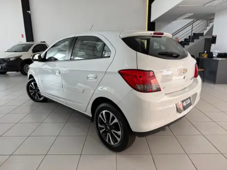 CHEVROLET Onix Hatch 1.4 4P FLEX LTZ, Foto 6