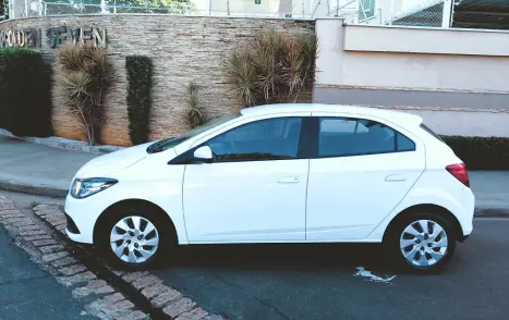 CHEVROLET Onix Hatch 1.4 4P FLEX LT, Foto 3