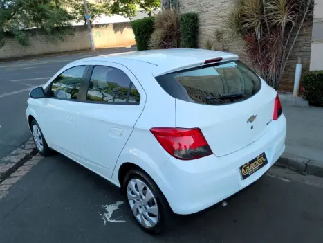 CHEVROLET Onix Hatch 1.4 4P FLEX LT, Foto 4