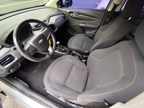CHEVROLET Onix Hatch 1.4 4P FLEX LT, Foto 8