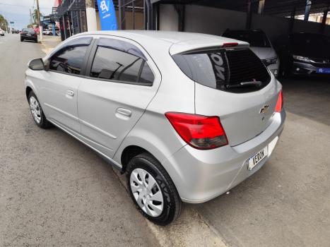 CHEVROLET Onix Hatch 1.4 4P FLEX LT, Foto 5