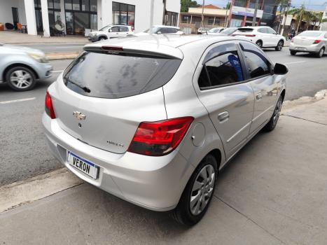 CHEVROLET Onix Hatch 1.4 4P FLEX LT, Foto 7