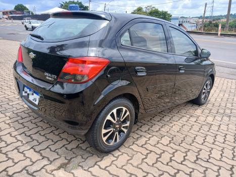 CHEVROLET Onix Hatch 1.4 4P FLEX LTZ, Foto 5