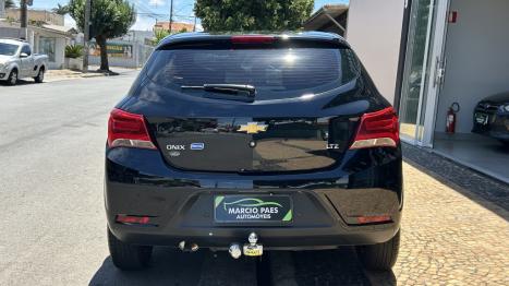 CHEVROLET Onix Hatch 1.4 4P FLEX LTZ AUTOM�TICO, Foto 5