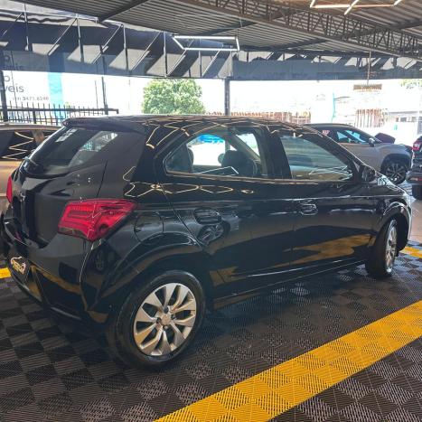 CHEVROLET Onix Hatch 1.0 4P FLEX JOY BLACK, Foto 5