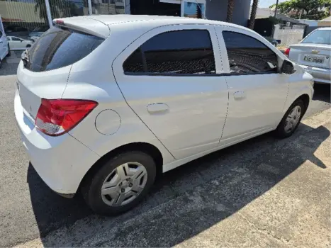 CHEVROLET Onix Hatch 1.0 4P FLEX LT, Foto 2